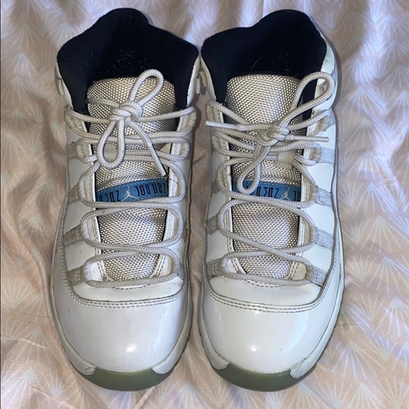 Legend blue 11s - Picture 4 of 4